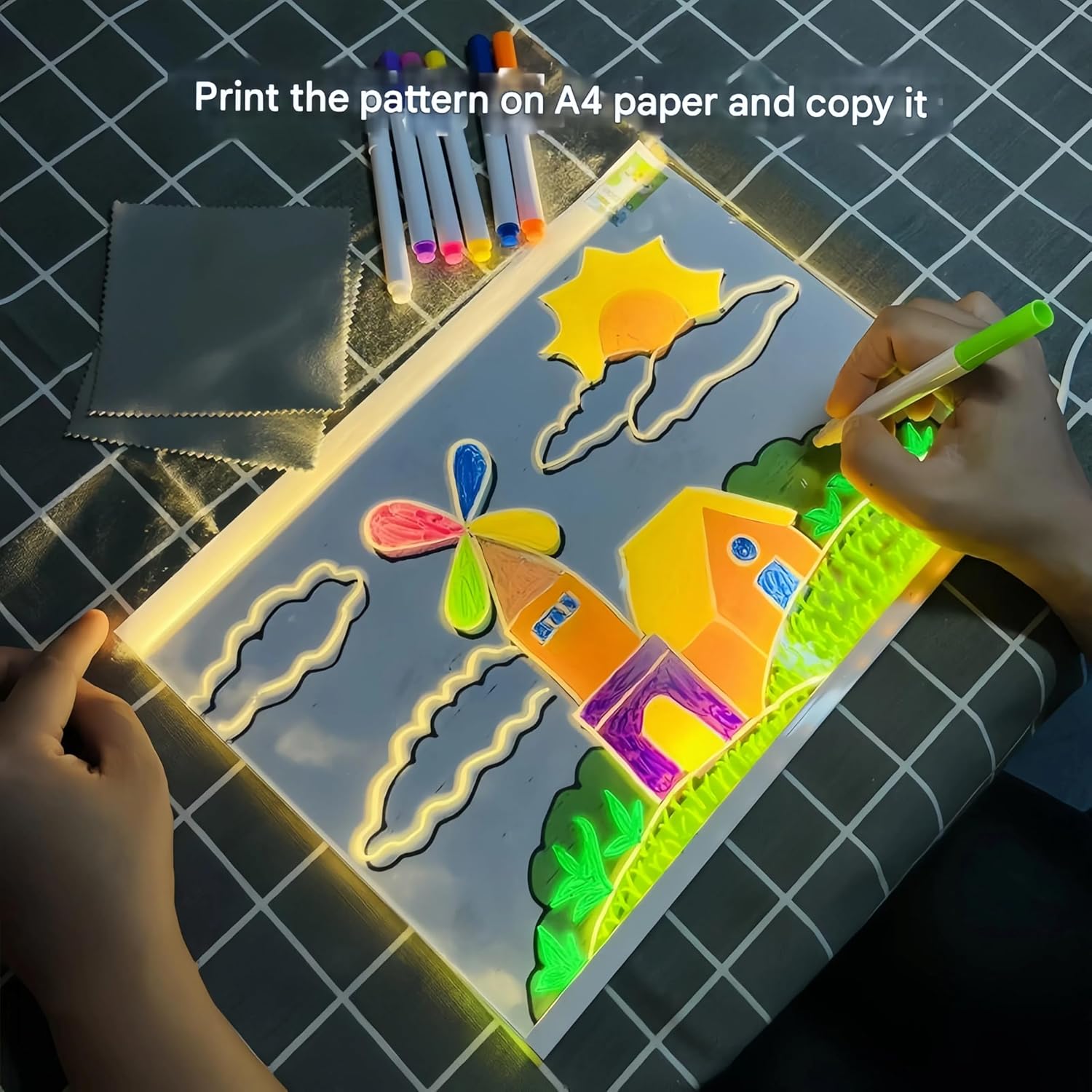 LED Light-Up Drawing Board